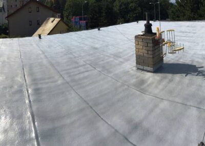 izolace střechy, hydroizolace střechy, plochá střecha, čím izolovat plochou střechu, kolik stojí izolace ploché střechy